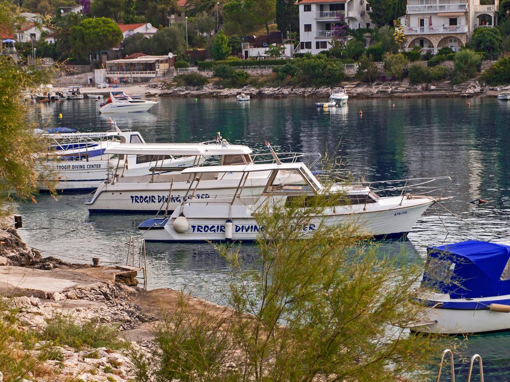 Villa Clematis Trogir Exterior photo