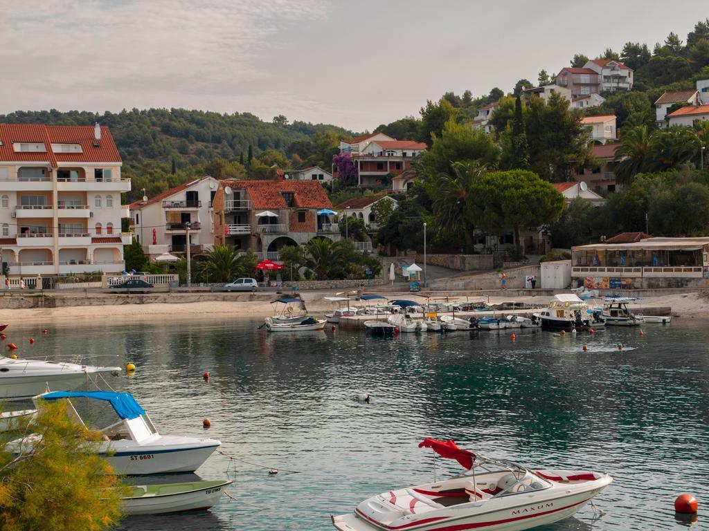 Villa Clematis Trogir Exterior photo