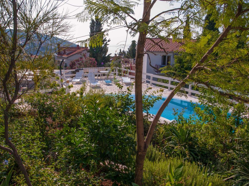 Villa Clematis Trogir Exterior photo